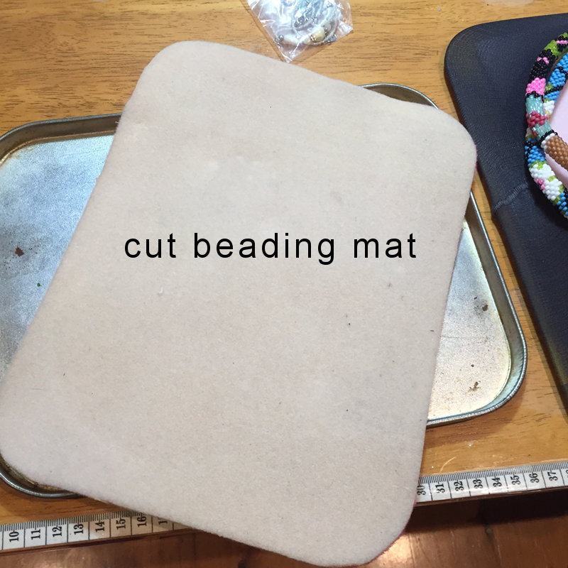 Beading Mat Tray - Easiest DIY ・ClearlyHelena